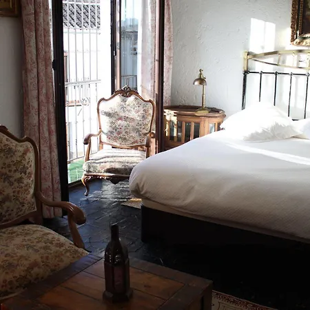 Jardin De La Muralla 3*