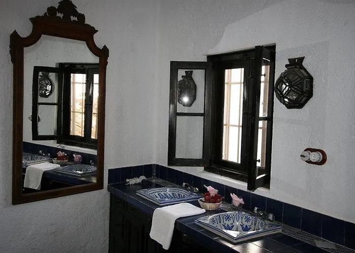 Hotel Jardin De La Muralla 3*